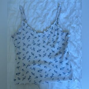 Hollister Floral Blue and White Women's Top